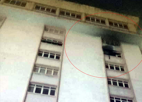 Cháy bên trong cao ốc Waseco Building, nhiều người hoảng loạn tháo chạy Cháy bên trong cao ốc Waseco Building, nhiều người hoảng loạn tháo chạy