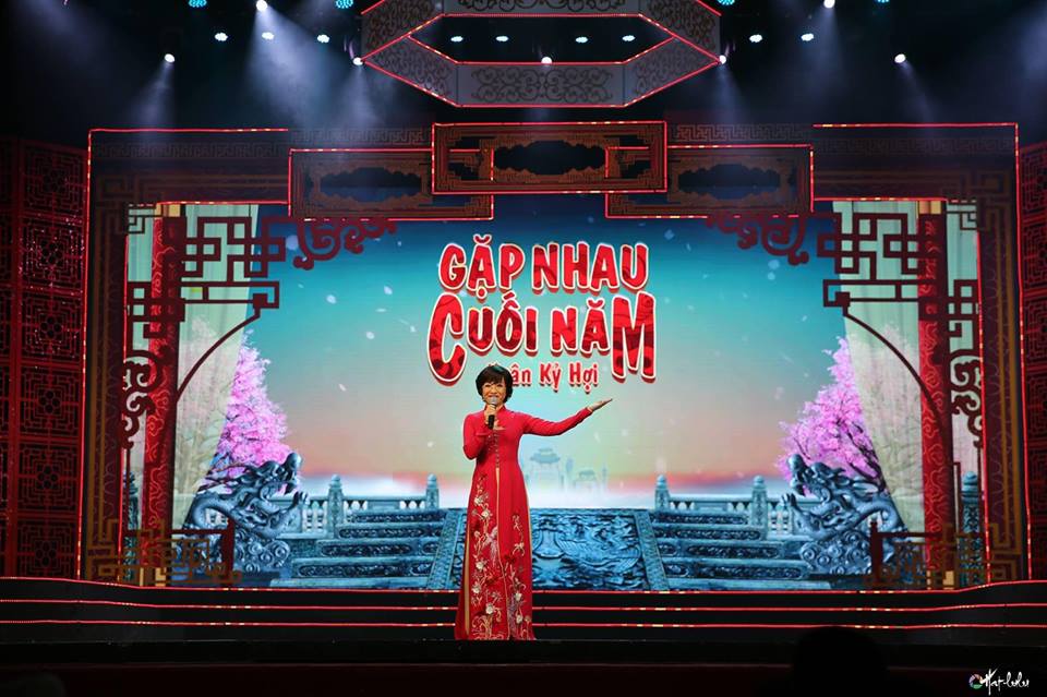 Táo Quân 2019: Cô Đẩu Công Lý gây bất ngờ với mái tóc chất chơi nhất lịch sử chương trình Táo Quân 2019: Cô Đẩu Công Lý gây bất ngờ với mái tóc chất chơi nhất lịch sử chương trình