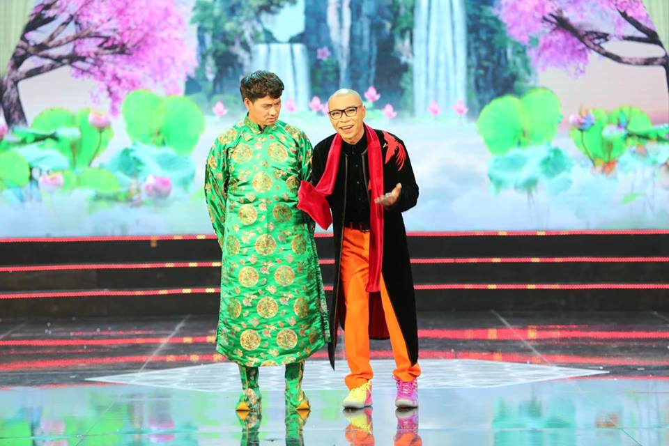 Táo Quân 2019: Cô Đẩu Công Lý gây bất ngờ với mái tóc chất chơi nhất lịch sử chương trình Táo Quân 2019: Cô Đẩu Công Lý gây bất ngờ với mái tóc chất chơi nhất lịch sử chương trình