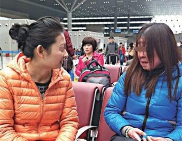 Cô gái trẻ biến thành bà lão chỉ sau một đêm Cô gái trẻ biến thành bà lão chỉ sau một đêm