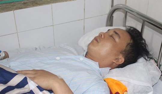 Giám định mẫu máu của phó phòng ngân hàng đâm chết bố, chém mẹ và em gái Giám định mẫu máu của phó phòng ngân hàng đâm chết bố, chém mẹ và em gái