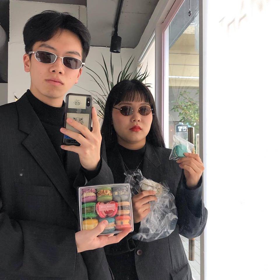 Đôi bạn Hàn Quốc gây sốt với bộ ảnh du lịch cùng chủ tịch: Hot-trend tiếp theo đây rồi!