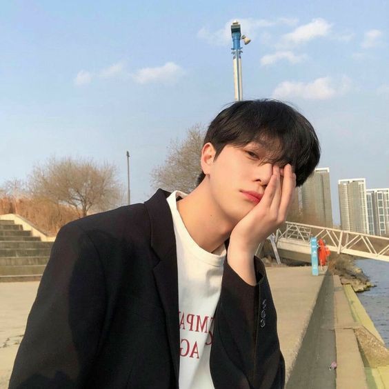 Cạn lời với thanh niên hết sức ca ngợi bạn gái là người hoàn hảo nhưng vẫn không vượt qua ải người yêu cũ Cạn lời với thanh niên hết sức ca ngợi bạn gái là người hoàn hảo nhưng vẫn không vượt qua ải người yêu cũ