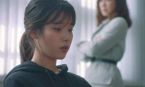 Khinh chị gái làm nghề hèn hạ, ngày chị qua đời tôi ân hận đã muộn màng Khinh chị gái làm nghề hèn hạ, ngày chị qua đời tôi ân hận đã muộn màng
