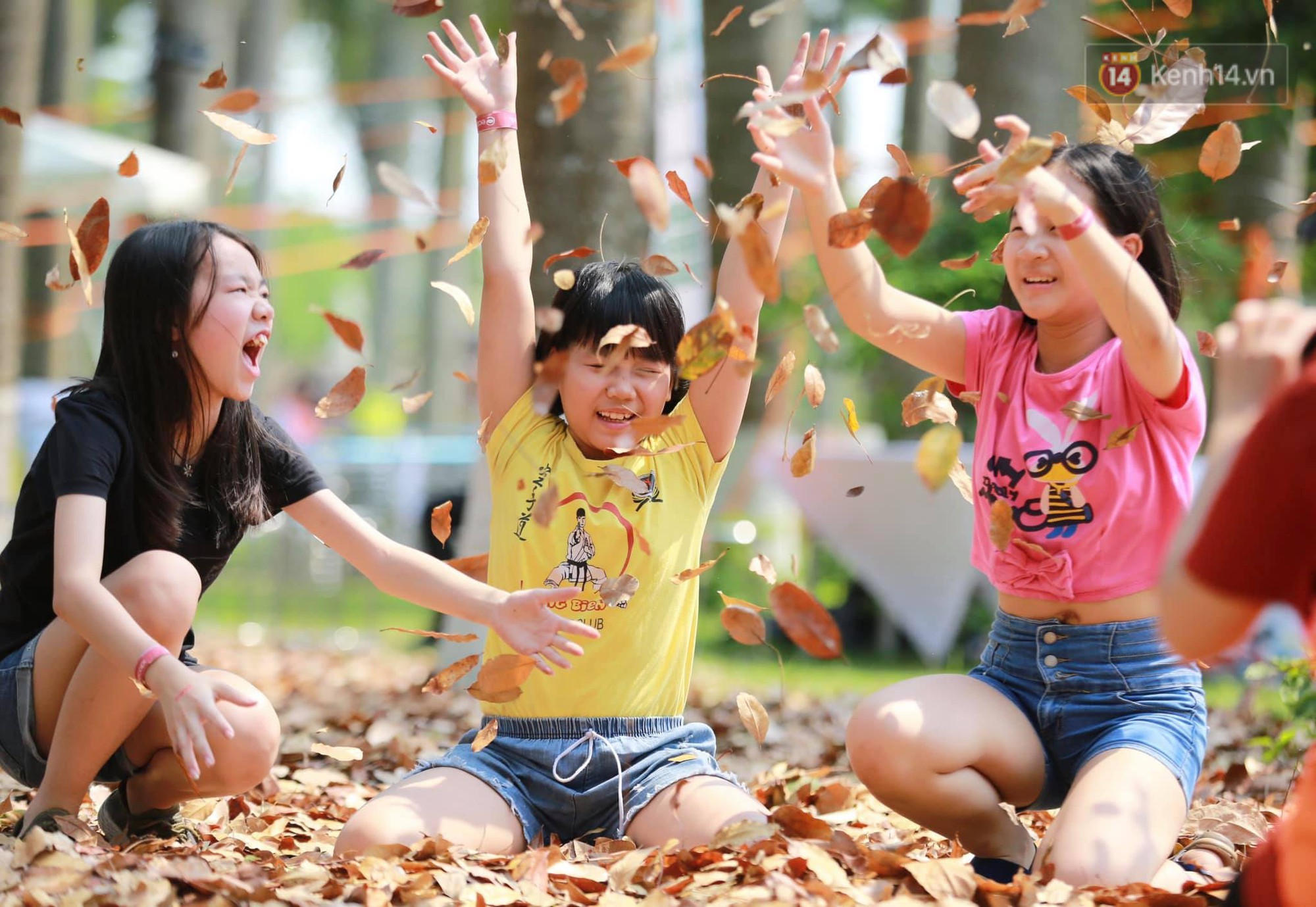 Khu vui chơi, trung tâm thương mại, rạp phim ở Thủ đô đông đúc trong ngày đầu nghỉ lễ - 14