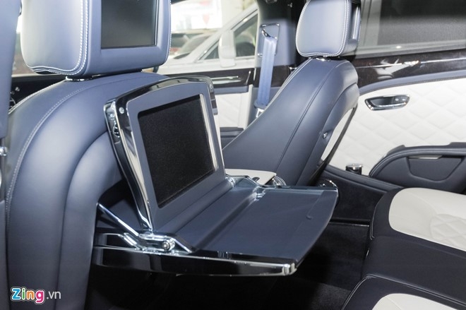 Xe sieu sang Bentley Mulsanne Speed mau xanh doc nhat VN hinh anh 8