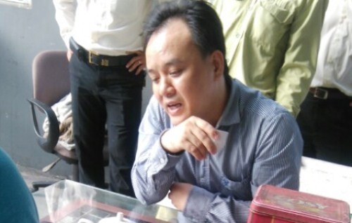 canh-sat-tim-nguoi-dan-ba-bi-camera-ghi-hinh-lai-chiec-oto-bi-mat-1