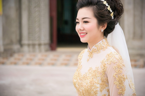 ngay-thu-nhat-le-cuoi-trong-nha-tho-11