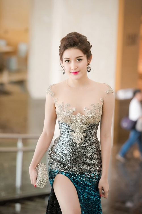 huyen-my-khoe-duong-cong-voi-vay-230-trieu-5