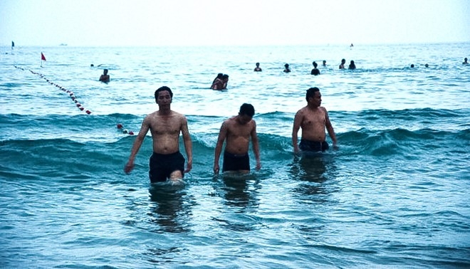 Can bo Da Nang moi nguoi dan tam bien cung hinh anh 2