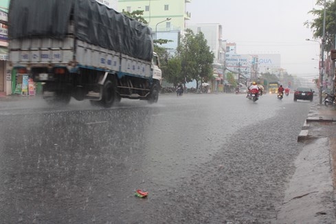 Cần Thơ mưa như trút nước sau gần nửa năm khô hạn 3