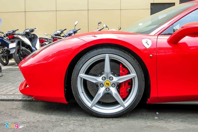 Sieu xe Ferrari 488 GTB mau do thu 2 tren 14 ty o Sai Gon hinh anh 10