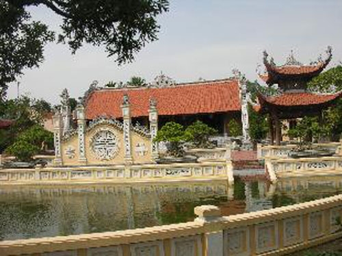 đại gia, biệt thự, dát vàng, nội thất dát vàng