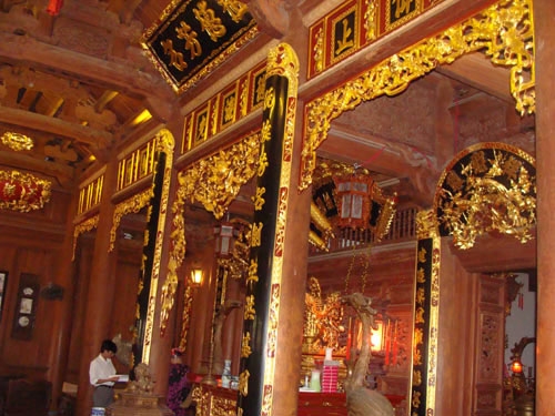 đại gia, biệt thự, dát vàng, nội thất dát vàng