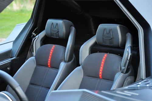 sieu-xe-nguoi-doi-la-mat-tai-gumball-3000-8