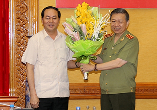 Thuong tuong To Lam lam Bi thu Dang uy Cong an Trung uong hinh anh 1