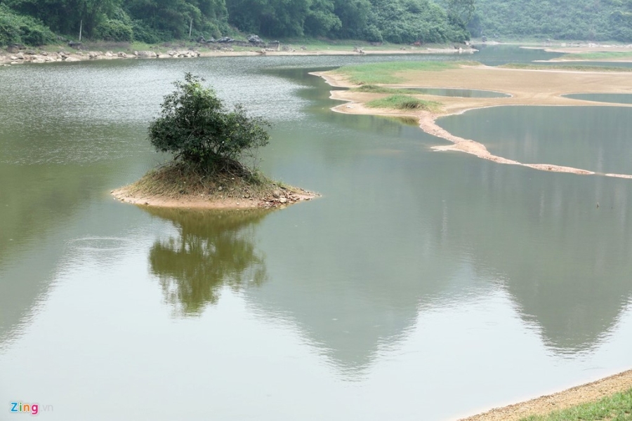 Vinh Ha Long thu nho o ngoai thanh Ha Noi hinh anh 9