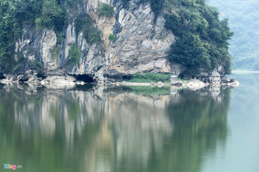 Vinh Ha Long thu nho o ngoai thanh Ha Noi hinh anh 10