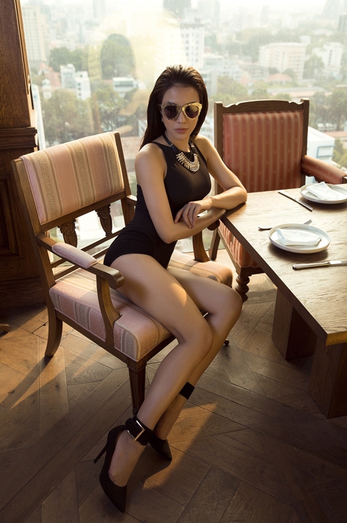 diep-lam-anh-khoe-duong-cong-nong-bong-8