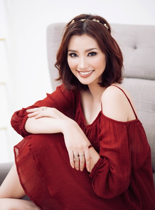 truc-diem-dien-vay-khoe-lung-nuot-na-1