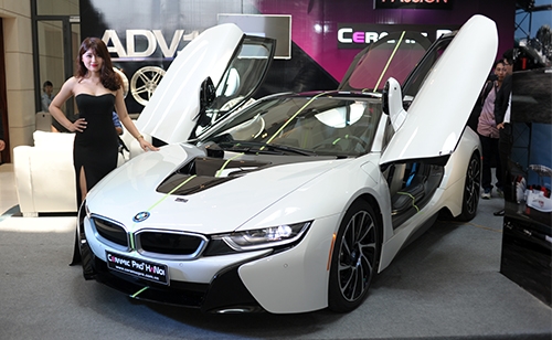 dan-xe-sang-va-sieu-sang-tai-bmw-world-viet-nam-2016-1