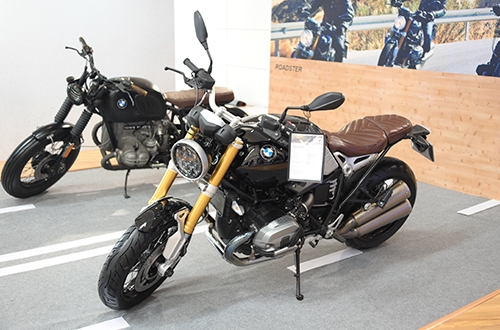 dan-xe-sang-va-sieu-sang-tai-bmw-world-viet-nam-2016-3