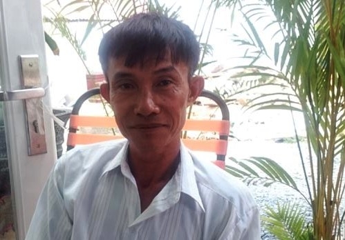  Ông Bỉ sau khi rời trụ sở Công an huyện Bình Chánh vui mừng vì mình đã được minh oan. 