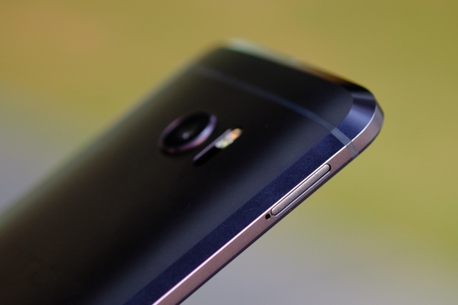 HTC 10 về Việt Nam với giá gần 17 triệu đồng