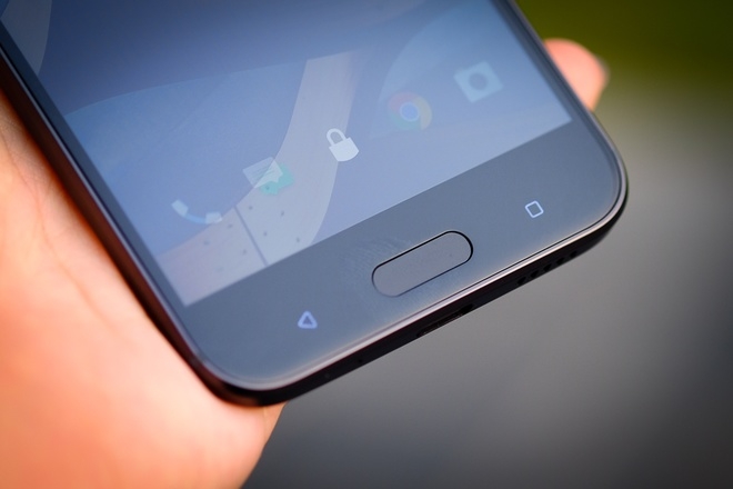 HTC 10 về Việt Nam với giá gần 17 triệu đồng