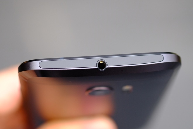 HTC 10 về Việt Nam với giá gần 17 triệu đồng