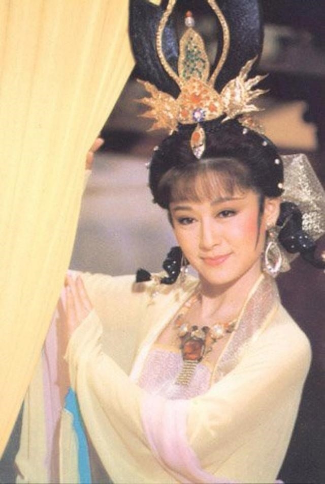 Nhung nang Dieu Thuyen tren man anh: Nguoi hay, ke do hinh anh 6