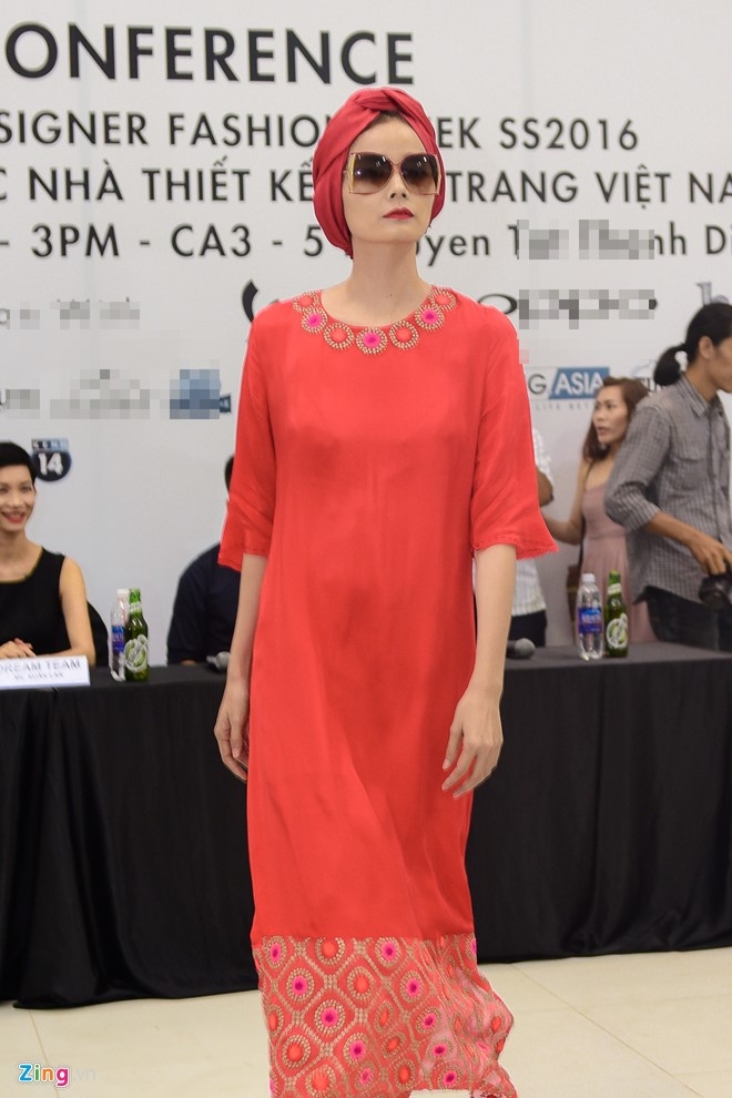 Phuong Mai du su kien sau on ao mac phan cam hinh anh 7