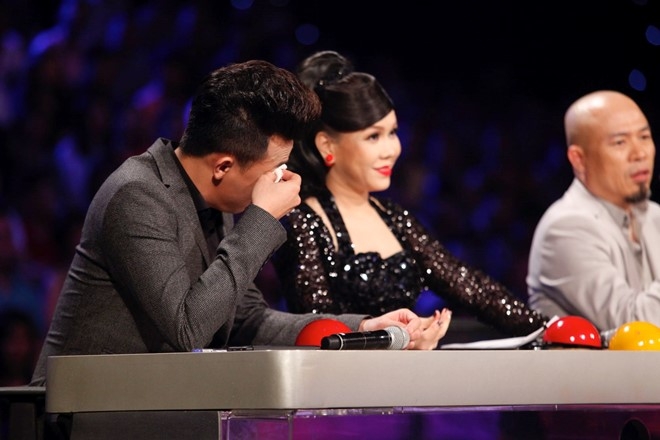 Tran Thanh lai khoc o chung ket Got Talent hinh anh 4