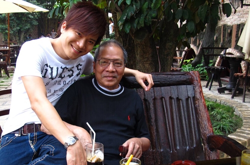 bo-ca-si-hong-ngoc-qua-doi