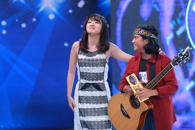 Cau be lai 12 tuoi toa sang tai Vietnam Idol Kids hinh anh 2