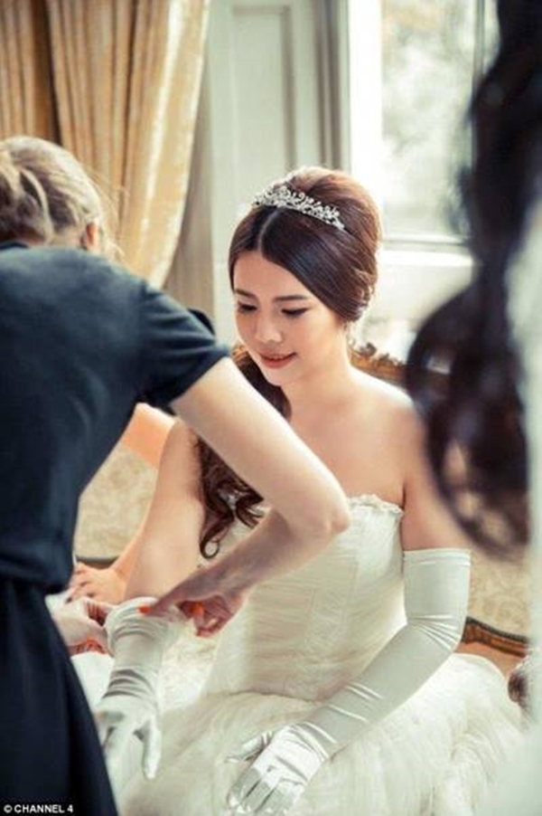 Giấc mơ quý tộc Anh của giới con nhà giàu Trung Quốc - Ảnh 2.