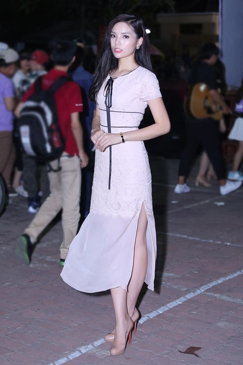 My Tam, Jennifer Pham vao nhom sao dep hinh anh 2