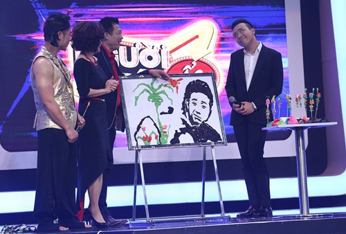nguoi-nho-dinh-bang-mat-khien-giam-khao-nguoi-bi-n-khoc-2