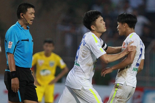 HA.GL, Thanh Hóa, SLNA, Hà Anh Chiến, V-League