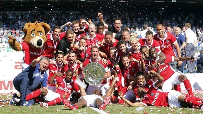 PSV vo dich Ha Lan day kich tinh hinh anh 1