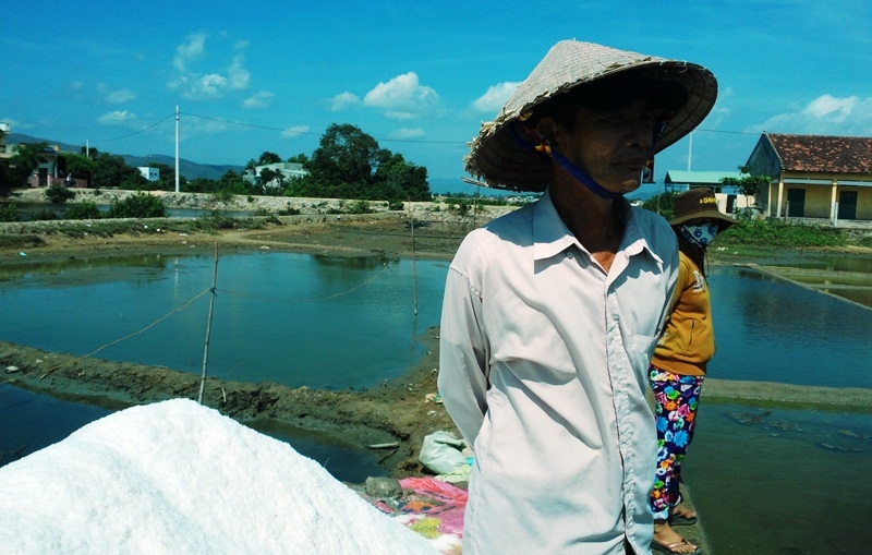 Nửa tạ muối mới đổi được 1 tô phở