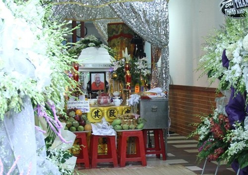 hong ngoc day dut vi khong duoc nhin mat bo lan cuoi hinh anh 3