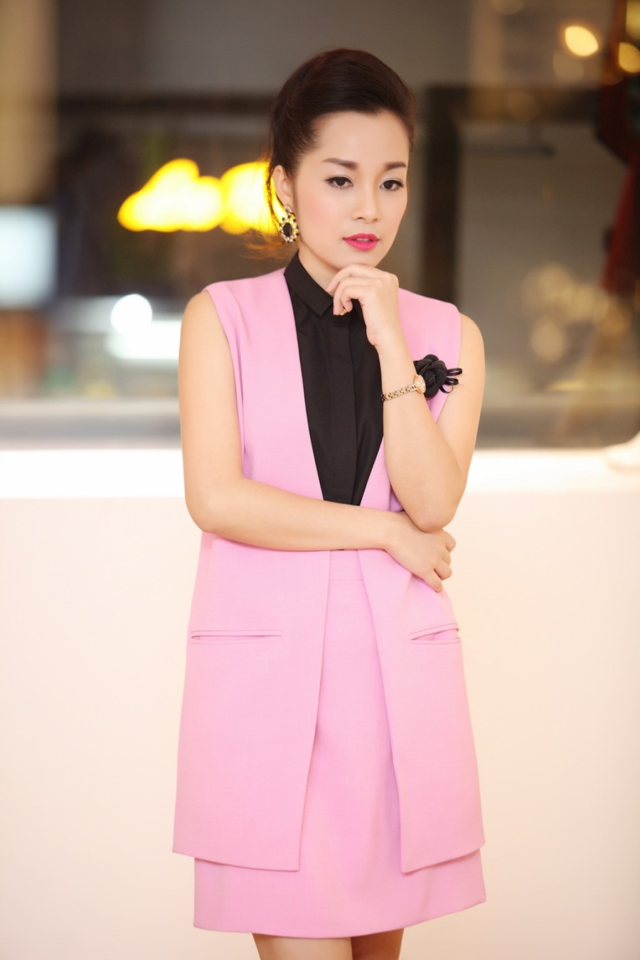 Huyen My deo phu kien 3 ty dong di su kien hinh anh 9