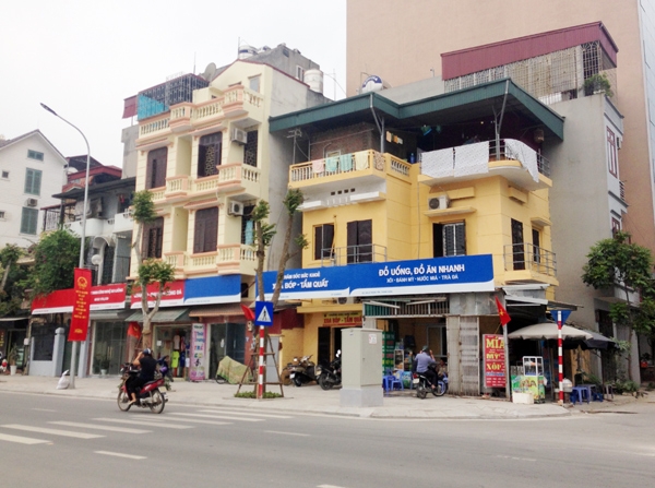 đường Lê Trọng Tấn, biển quảng cáo, quảng cáo thương hiệu, nhận diện thương hiệu