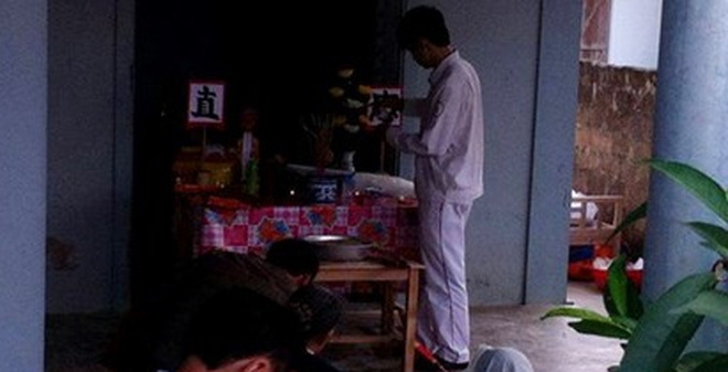 Nạn nhân Nguyễn Đức Hòa được gia đình làm lễ an táng