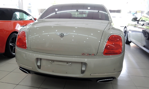 bentley-continental-speed-rao-ban-3-8-ty-dong-1