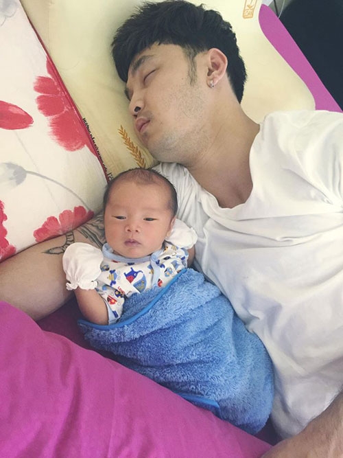 Em bé là kết quả tình yêu của anh và người mẫu Kim Cương