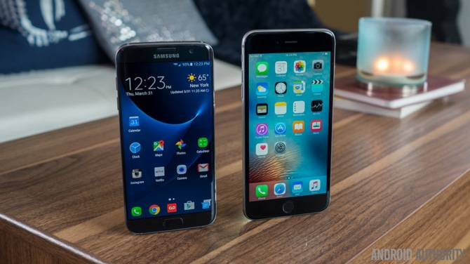 Đã từng có thời những mẫu đầu bảng Android có chất lượng kém hơn hẳn iPhone. Những ngày tháng đó qua đã lâu, nhưng tại sao Apple vẫn bán được iPhone ở mức giá cao?