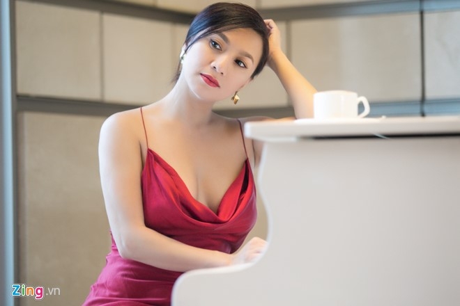 Nữ diễn viên - ca sĩ cho rằng mình là người may mắn khi có chuyện tình cảm đẹp với nam tài tử điện ảnh Việt một thời. Ảnh: Nguyễn Thành