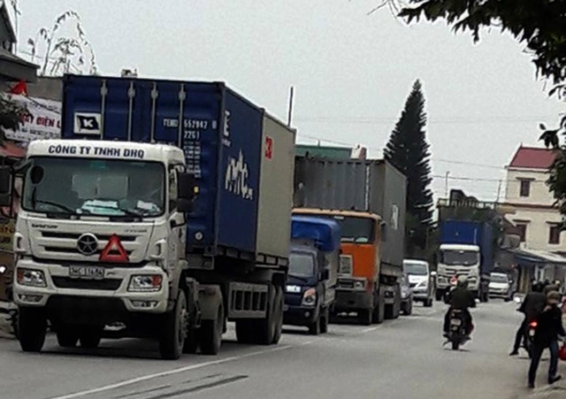  Lưu lượng xe trên ĐT 391 tăng đột biến gấp 10 lần so với lưu lượng xe trung bình năm 2015 và gấp 3 lần so với thiết kế. 